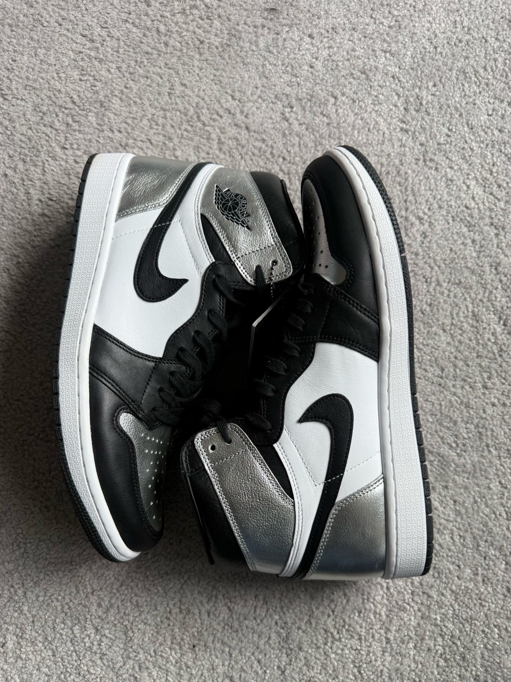 Retro 1 Silver Toe